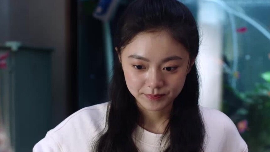 《少年派2》第1集看点：为难夫妇离婚不离家，妙妙带娃闯大学课堂遭哄笑
