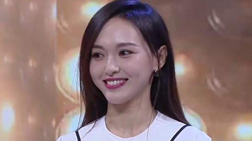 《快本》唐嫣特辑：糖糖聊恋情幸福溢屏 杨幂喊话罗晋：一定要宠溺她！