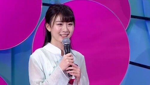 2016超级女声长沙唱区海选：02016赵佳欣《青花瓷》