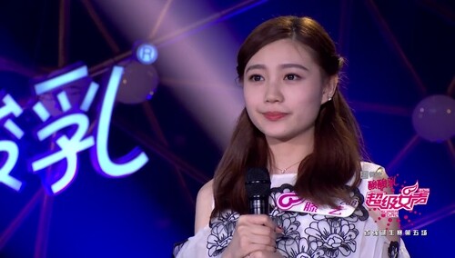 “心机”女别样演唱方式讨巧 动情版《天亮了》流露真情直戳泪点