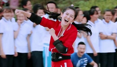 《我们来了》运动特辑：谢娜进球燃爆全场 刘嘉玲赵雅芝水中火拼