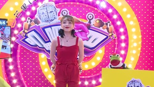 叽哩呱啦吧：YOYO模仿宋小宝引爆笑 周晨晞自封“撩妹王”引网友狂刷屏