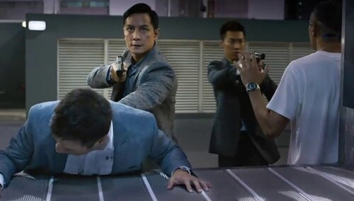 《冲天火》片段：吴彦祖张若昀张孝全三主角齐亮相 见面礼就是火拼