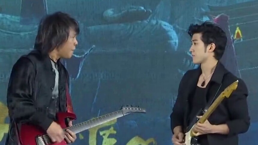 《奇门遁甲》主题曲发布会 李治廷伍佰现场斗琴比武