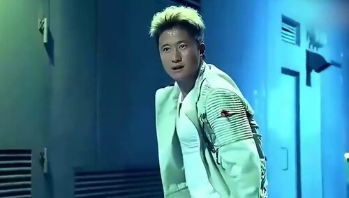 【比较好玩】成龙李连杰已老 吴京张晋的功夫之路真的就平坦了吗？