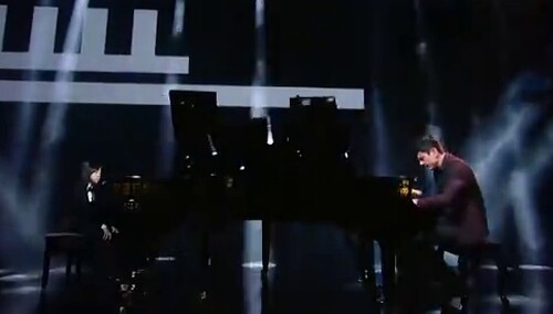 超燃！钢琴神童与偶像马克西姆现场斗琴  超快手速眼花缭乱