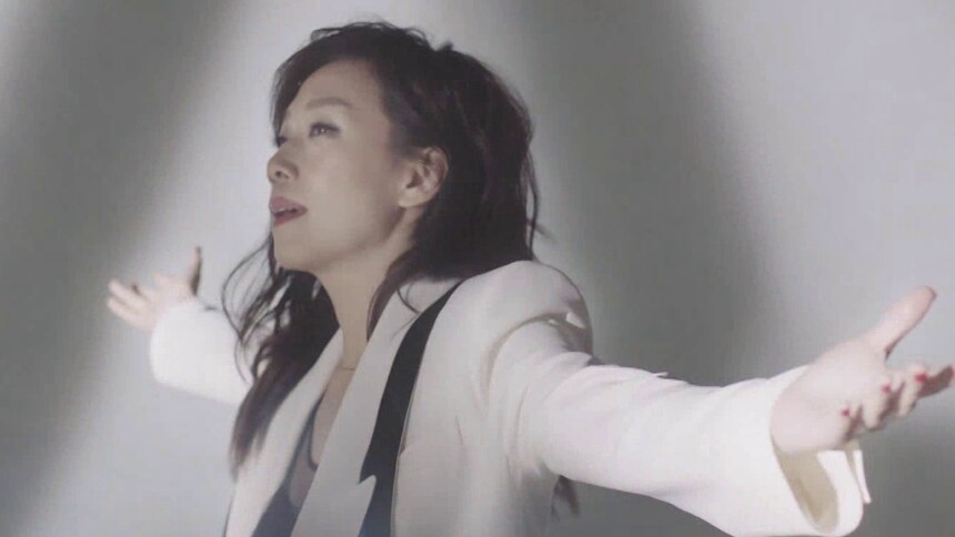 《歌手》林忆莲首发MV 唱出坦然 因乐不凡！