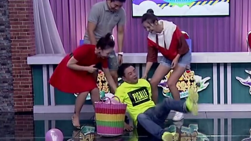 优家大排档20170903期：刁子哥转圈圈玩气球有点“晕”