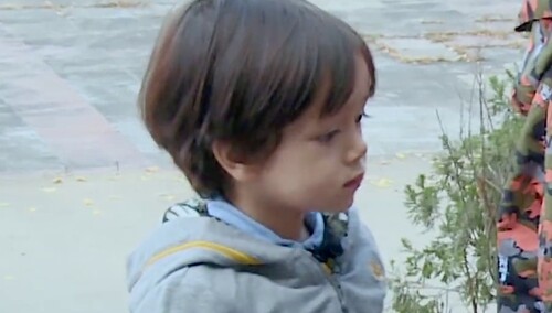 小宝求助：张爷爷 张双利健步如飞抱乖孙