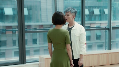 王潇潇怀孕张寒大放回忆杀 两人竟然都哭了！