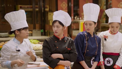 一捧一踩可还行！道明寺夸杉菜真是没底线，还不忘嫌弃周彩娜