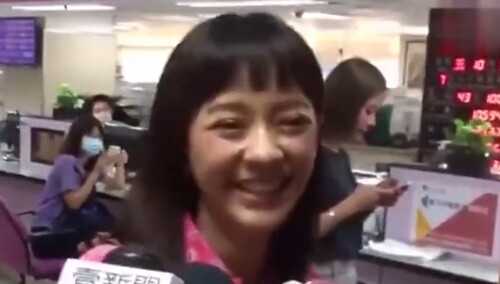 陈意涵许富翔七夕领证结婚 ，氧气少女称号要变？先接下这波狗粮吧