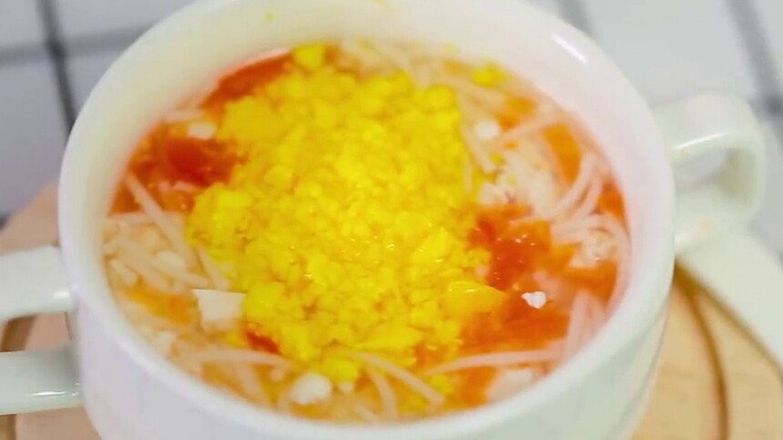 【芒妈辅食】西红柿豆腐鸡蛋面：哧溜哧溜就能吃下一大碗 这道面条太赞了