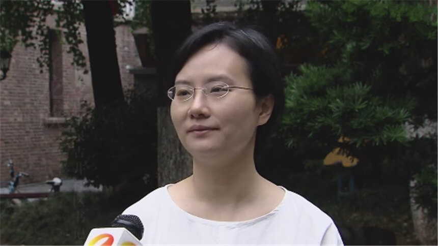 龙欣：奉献基层20年 你快乐所以我快乐