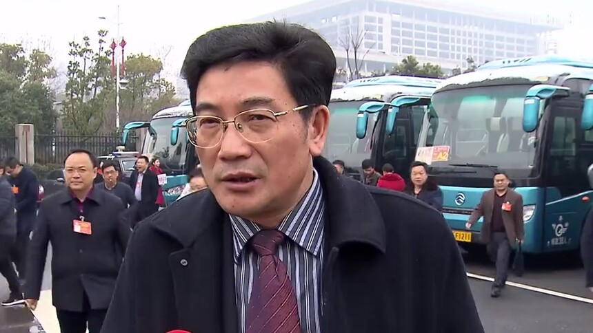 委员心声：幸福都是奋斗出来的