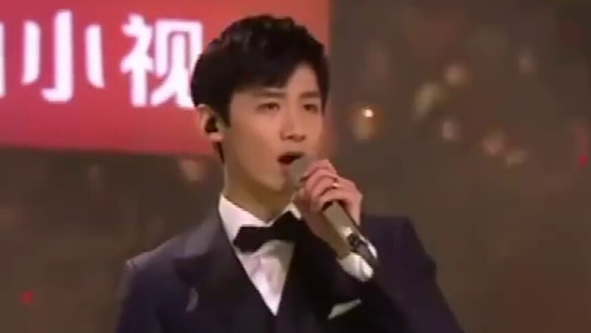 白敬亭《成都》