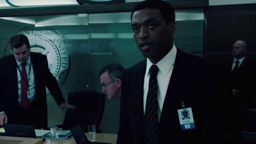 【科幻5分钟】《2012》太阳风暴引发末日灾难，世界变成了一片汪洋