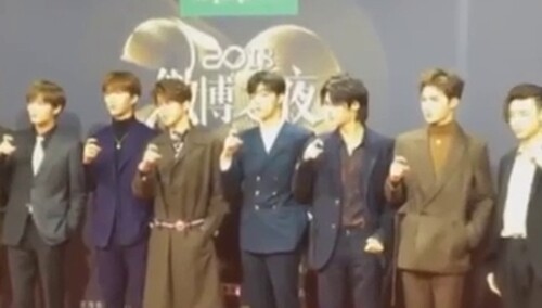 NINE PERCENT微博之夜合体，齐送新年祝福