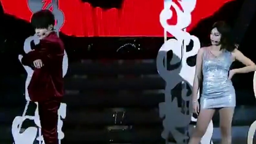 闫肃、谈莉娜火辣热舞《Trouble maker》