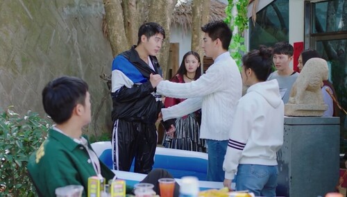 展越惨被扔下水 联手左岸”对抗“沈晨阳失败