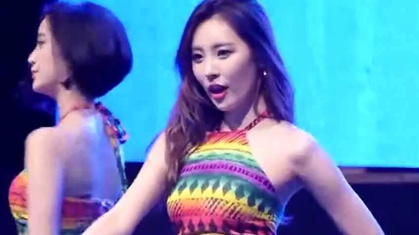 宣美 大学校庆《Tell Me+Nobody》主拍