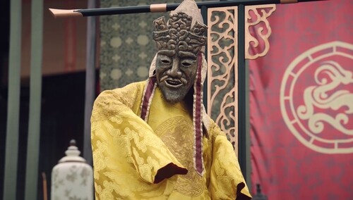 林真儿假扮先皇神操作 指认二王子为太子