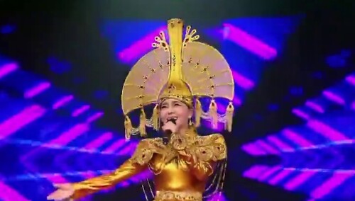 乌兰图雅《天南地北唱中华》