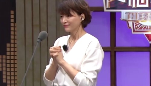《声临其境2》独家彩蛋：挠头捂脸哭哭脸 董卿也不淡定了！