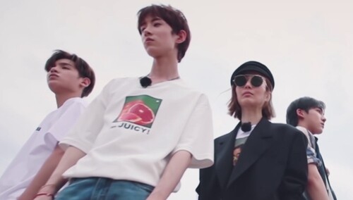 【待解锁】郑秀文拍摄新MV？和乐华七子一起“眉飞色舞”