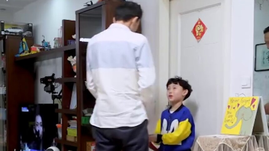 孔令羽禁不住爸爸盘问瞬间“投敌”