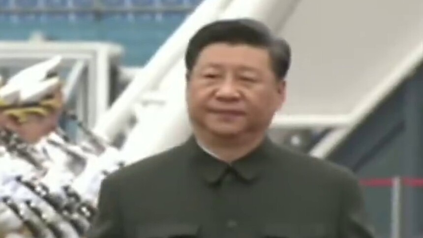青岛：庆祝人民海军成立70周年