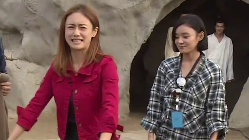 《一年级·大学季》未播花絮：袁姗姗不顾友情力挫刘芸