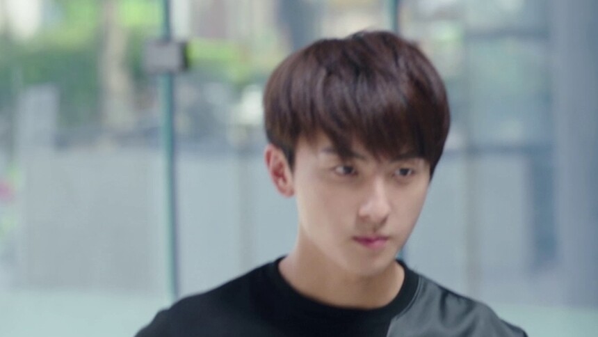 《班长“殿下”》第25集看点：顾梓晨甩苏年年成世纪渣男 快速与绿茶婊官宣恋情