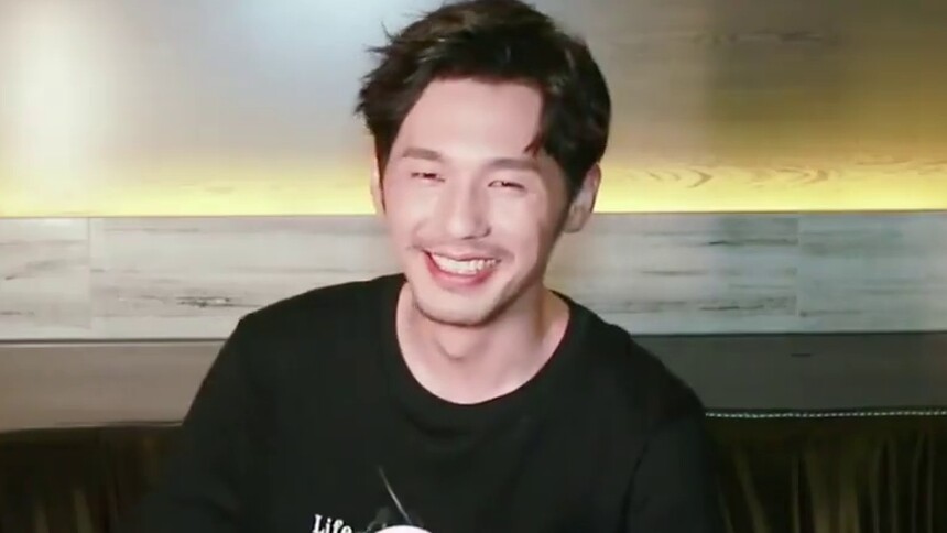 白宇爆笑模仿邓超，还向吴京讨经验