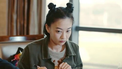 周小雨首次与后妈吃饭 无法接受愤怒离席