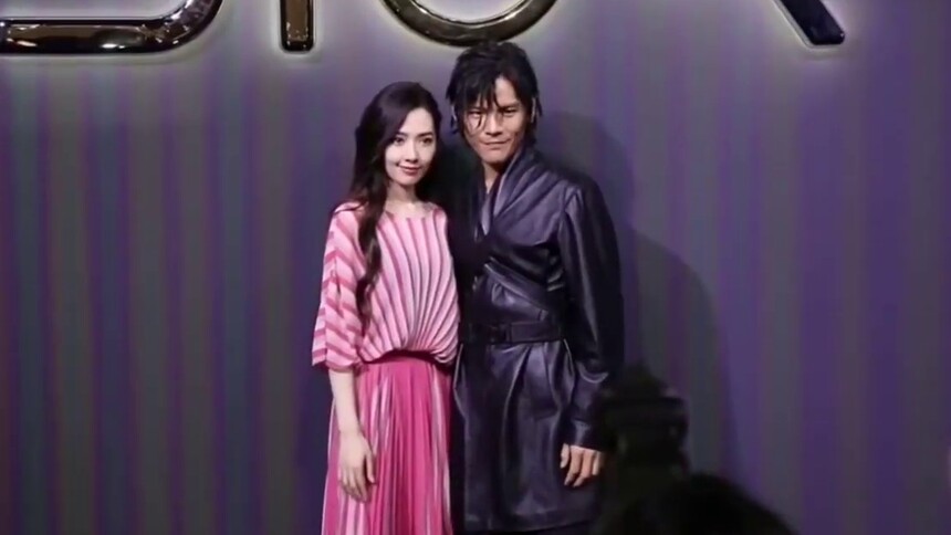 郭碧婷向佐疑似同居，郭爸爸来到向佐家：浴室像极了酒店