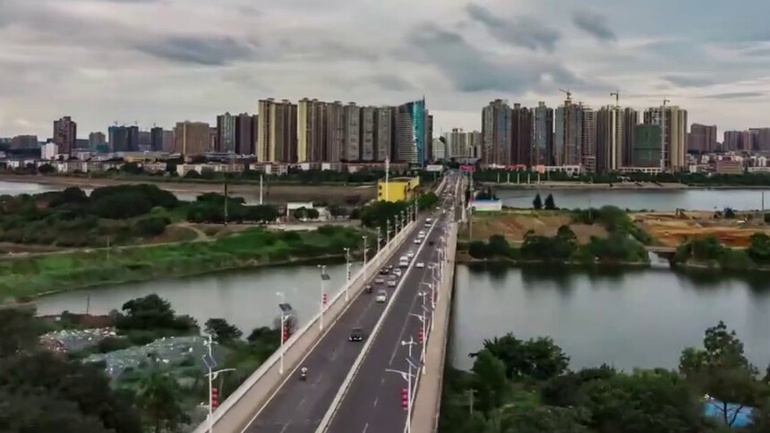 新中国成立70周年·飞阅湘江的桥|永州宋家洲大桥：跃起百里平湖【航拍：黄子健 胡弼农 袁志圣】