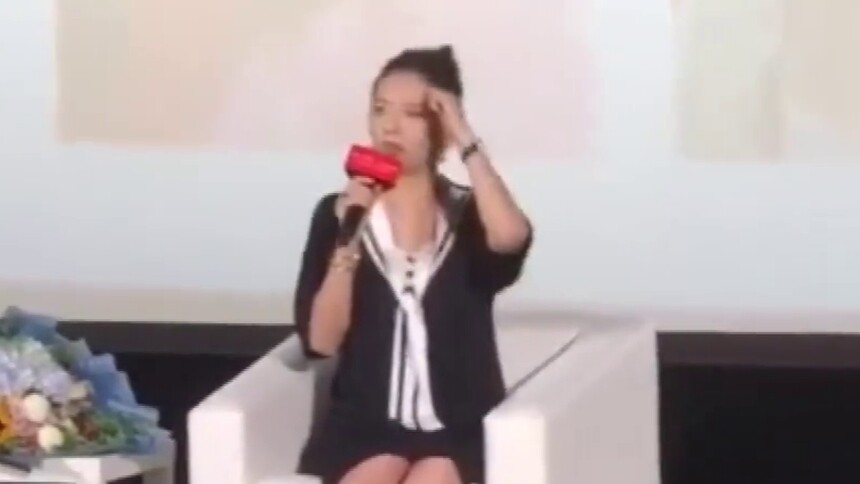 【孟美岐】章子怡谈孟美岐拍戏受伤