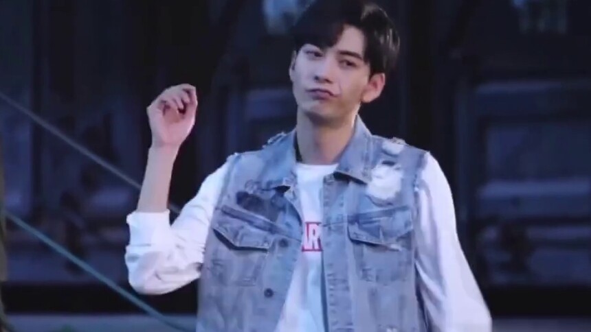 陈星旭片场拍摄花絮，星旭跳舞真的好可爱