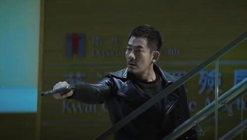 任贤齐冯嘉怡起内讧