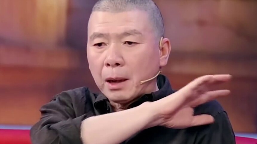 冯小刚当年离婚，如今28岁的女儿美得脱胎换骨