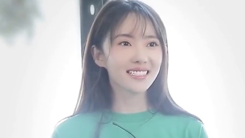 《爱情公寓》诺澜如今成为白宇女朋友，长相甜美惊艳众人