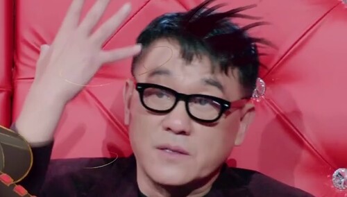 未播花絮：“冰糖葫芦”cp上线 喷气装置真的难倒了何冰胡军 俩人太逗了