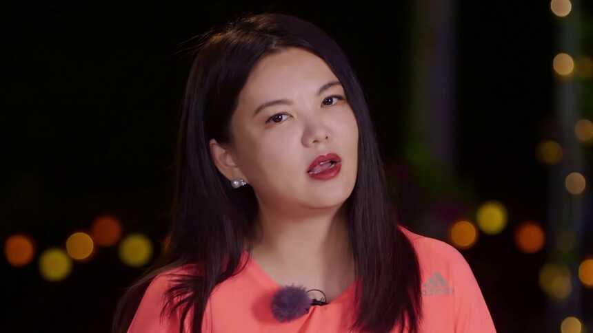 王岳伦忙着捉鸡“忘”了老婆？李湘吐槽王岳伦眼里只有鸡