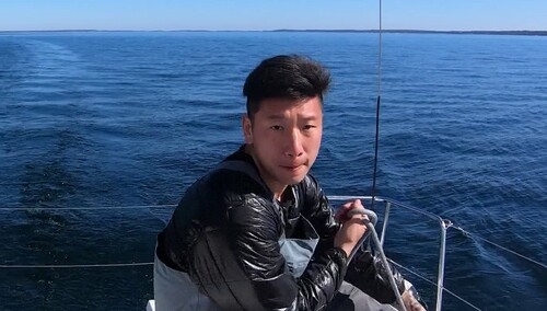 新闻当事人20201122期：韩船长漂流记