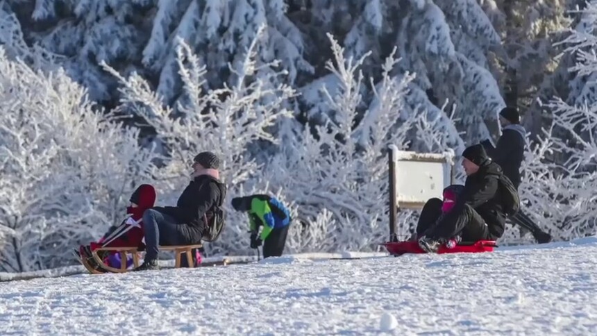 德国：大费尔德山雪景如画