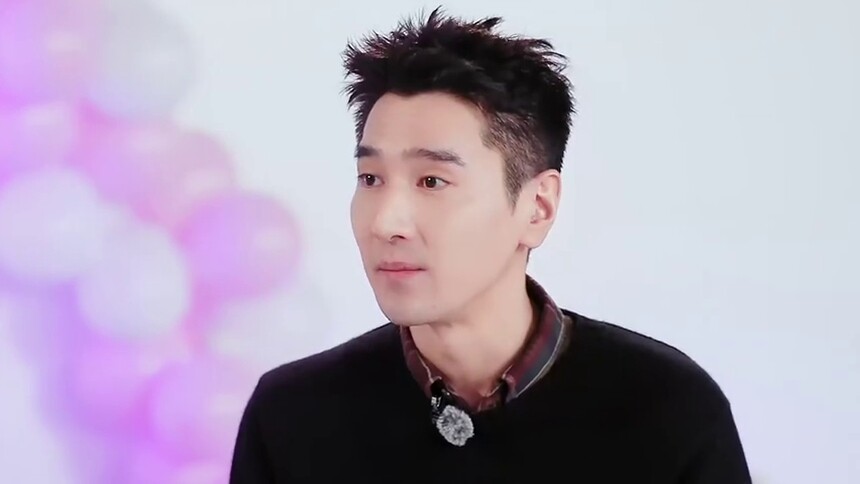 赵又廷“凡尔赛”在线安利《晴雅集》在线卖萌