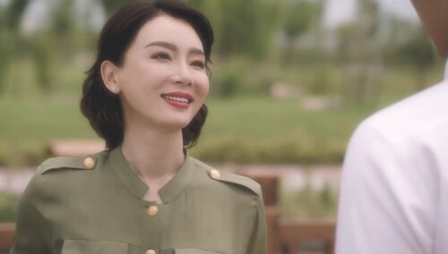 斯黛拉叶东烈甜蜜姐弟恋超带感