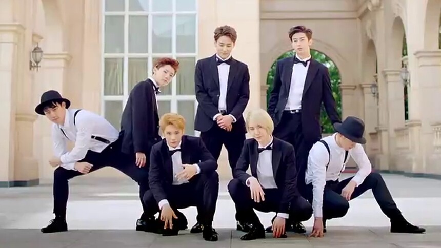 UNIQ《celebrate》（《企鹅哥哥》）
