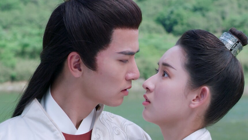 《长安少年行》第8集看点：杨子安护妻心切 依依落水超紧张